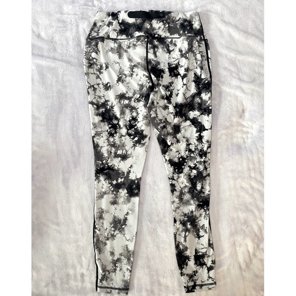 Torrid, Size 0, Patterned - Picture 2 of 2